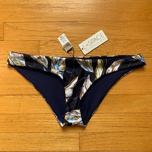 L Space bikini bottoms